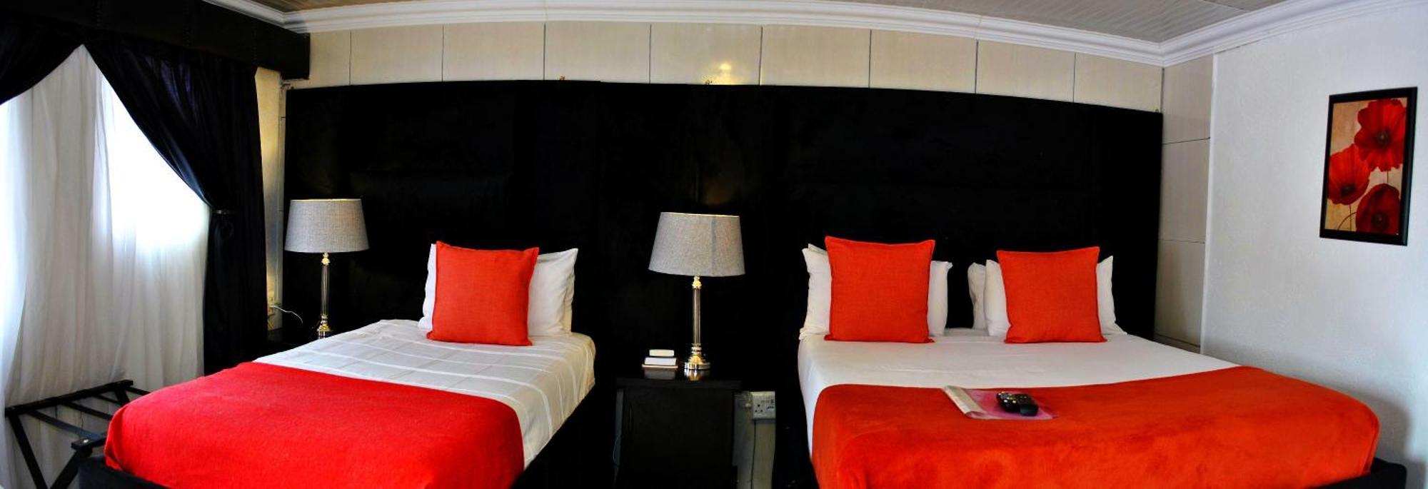 Lapologa Bed & Breakfast Tzaneen Bagian luar foto
