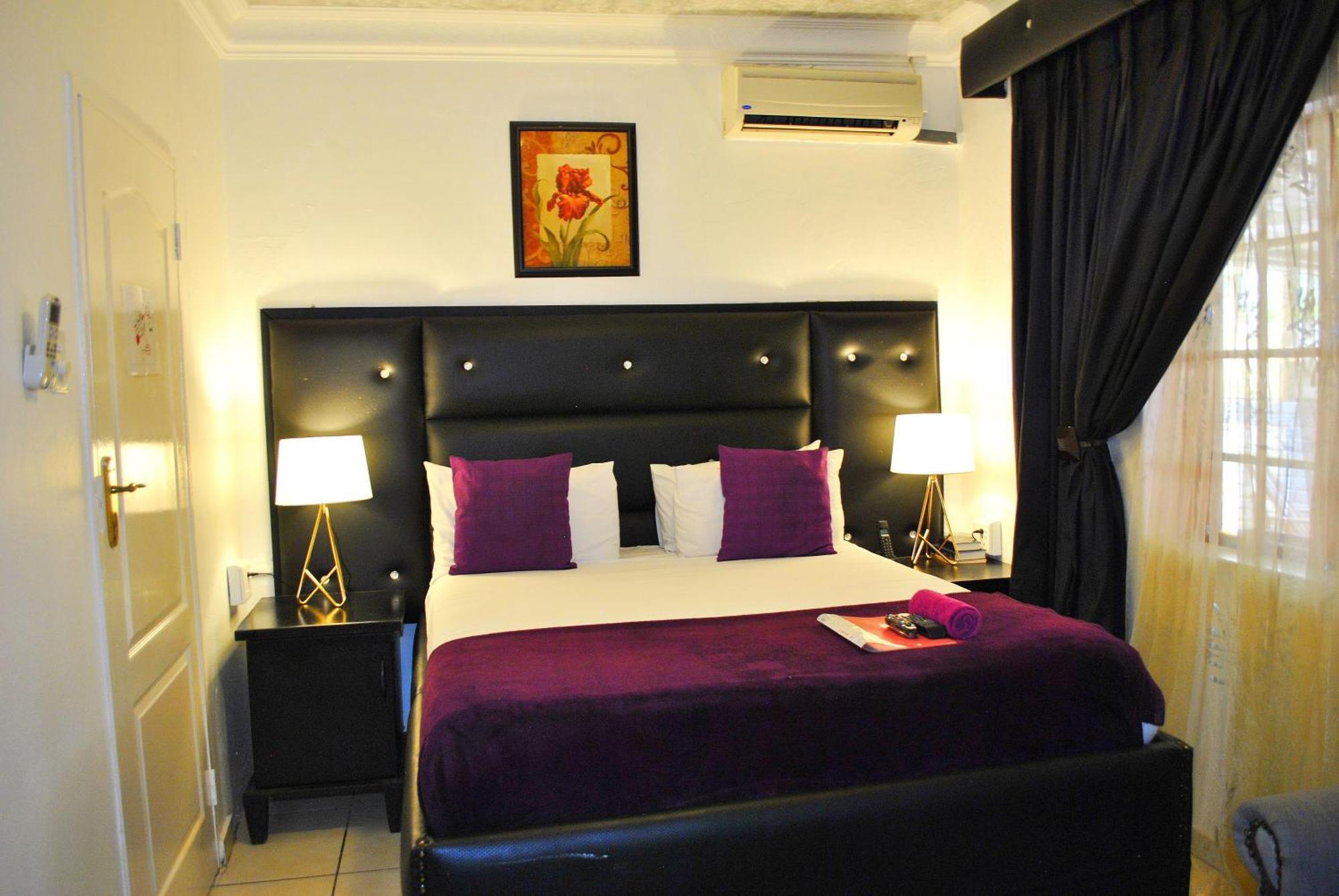 Lapologa Bed & Breakfast Tzaneen Bagian luar foto