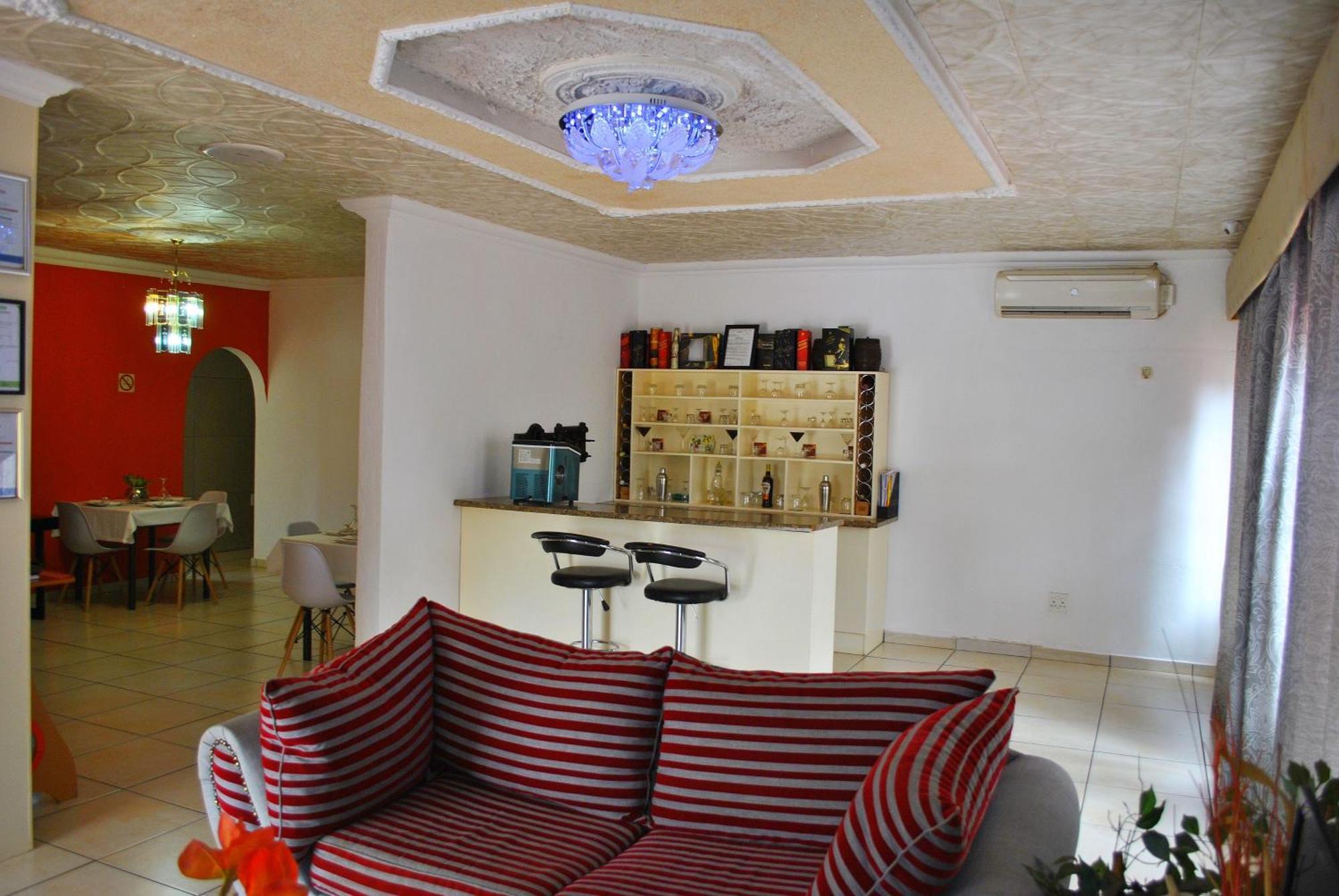 Lapologa Bed & Breakfast Tzaneen Bagian luar foto