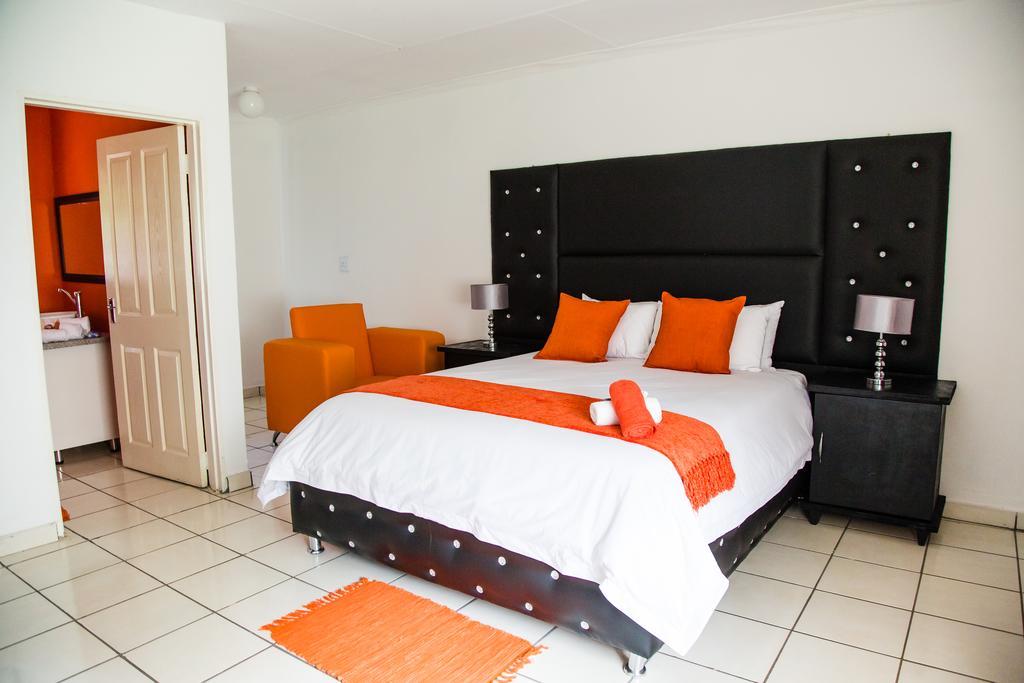 Lapologa Bed & Breakfast Tzaneen Ruang foto