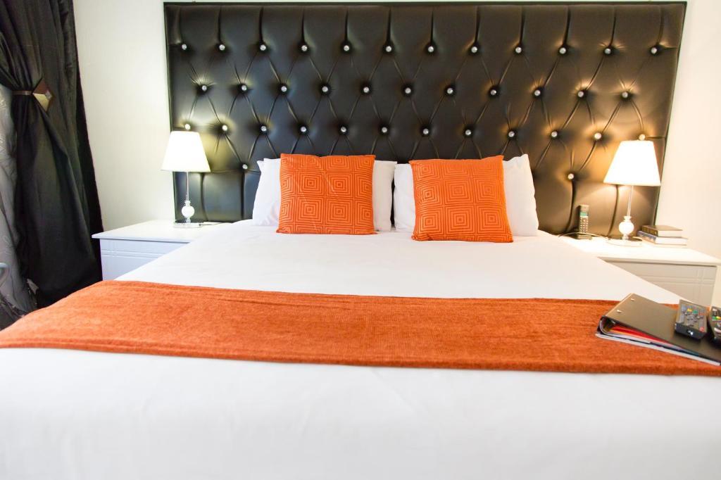 Lapologa Bed & Breakfast Tzaneen Bagian luar foto